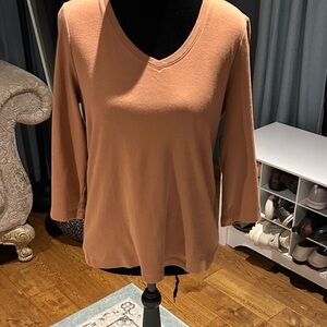 St. John's Bay Women's Tan V-Neck Long Sleeve Tee